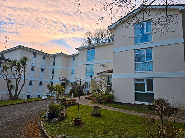 2 Bedroom Flat To Rent In Lower Warberry Road, Torquay, TQ1