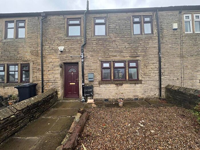 2 Bedroom Terraced House To Rent In Derwent Place, Mountain, Queensbury, BD13