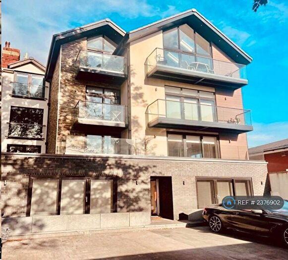 2 Bedroom Flat To Rent In Pavilion View, Lytham St. Annes, FY8