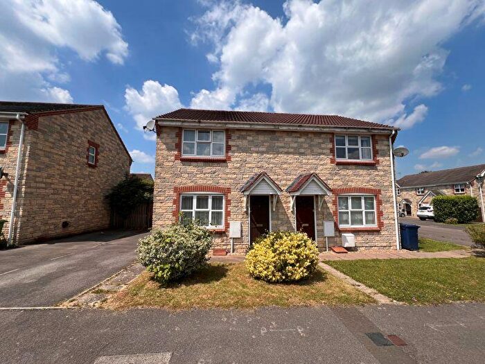 3 Bedroom House To Rent In Grenville Close, Churchdown, GL3