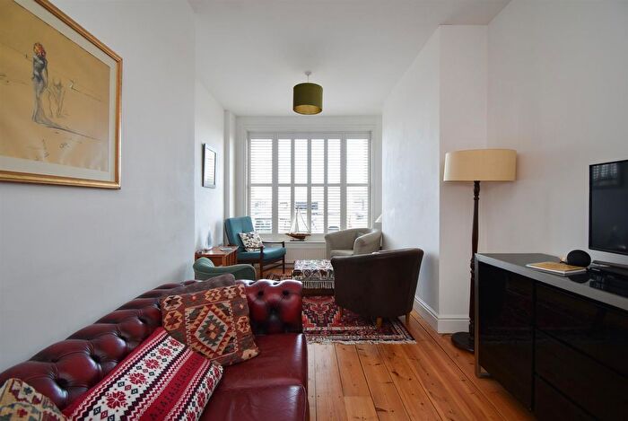 3 Bedroom Terraced House For Sale In Marine Parade, Hastings, TN34