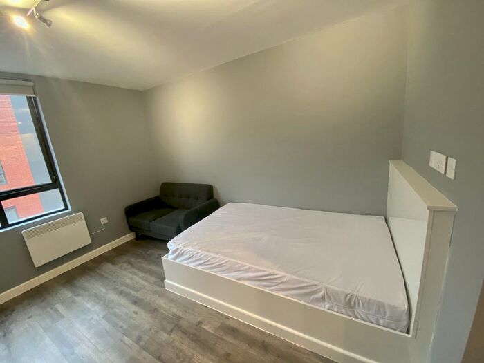 1 Bedroom Studio To Rent In Deacon Street, Leicester, LE2