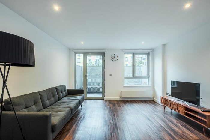 1 Bedroom Flat To Rent In Carronade Court, Eden Grove, London, N7