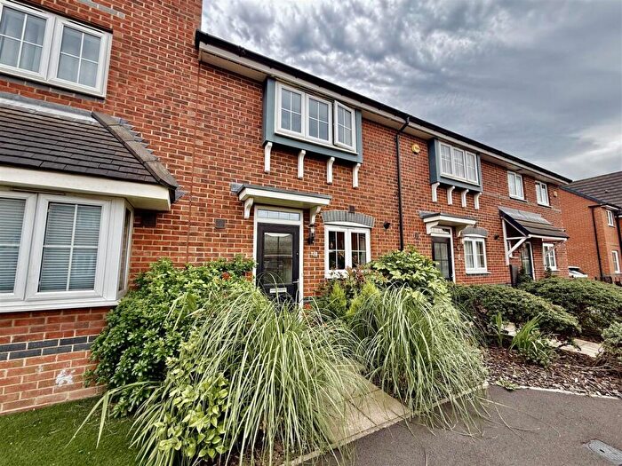 3 Bedroom Terraced House To Rent In Ropery Road, Gateshead, NE8