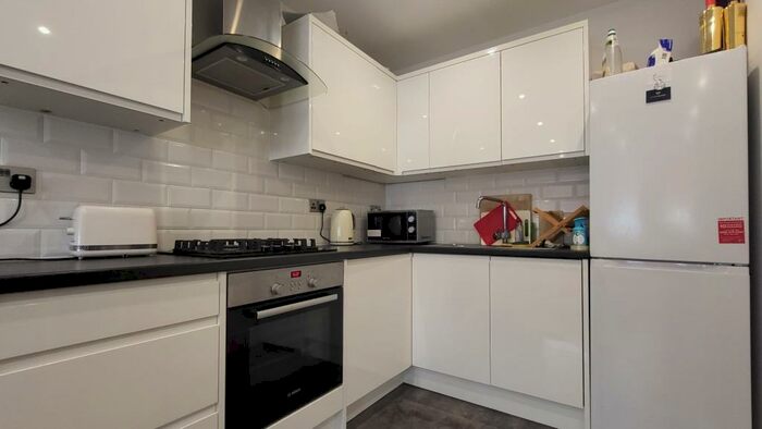 1 Bedroom Apartment To Rent In Hayley House, London Road, Bracknell, RG12
