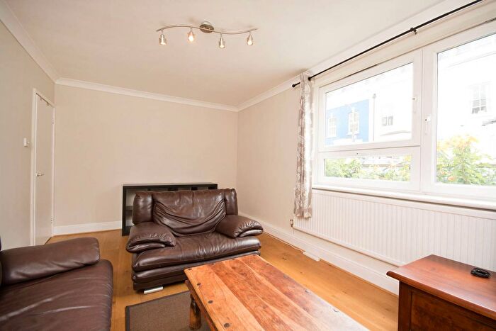 1 Bedroom Flat For Sale In Estcourt Road, Fulham, London, SW6
