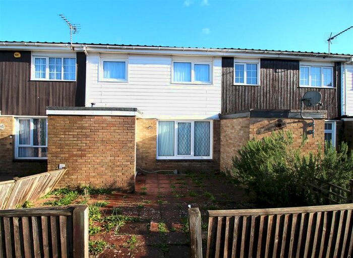 3 Bedroom Property To Rent In Mowbray Drive, Crawley, RH11