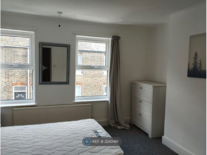 1 Bedroom Property To Rent In Thoday Street, Cambridge, CB1