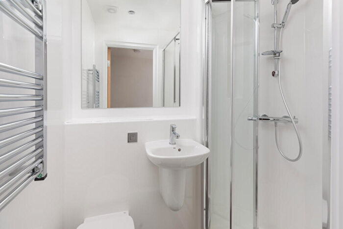 1 Bedroom Flat To Rent In Paintworks, Bristol, BS4