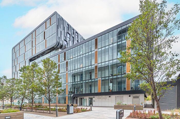 3 Bedroom Flat For Sale In Howe House, Woolwich, London, SE18