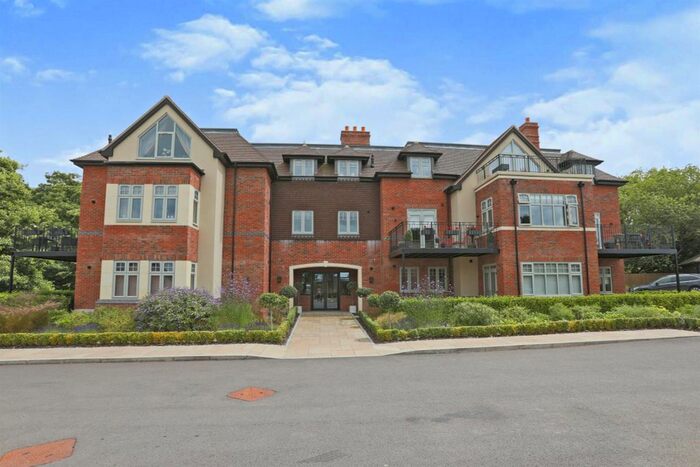 2 Bedroom Penthouse For Sale In Kingsbrooke, Colwall, Malvern, WR13