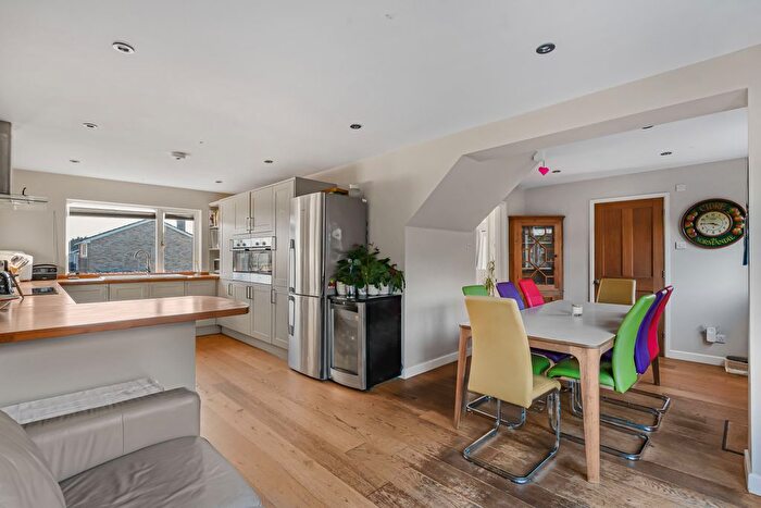 4 Bedroom Detached House For Sale In Merryfield Road, Petersfield, Hampshire, GU31