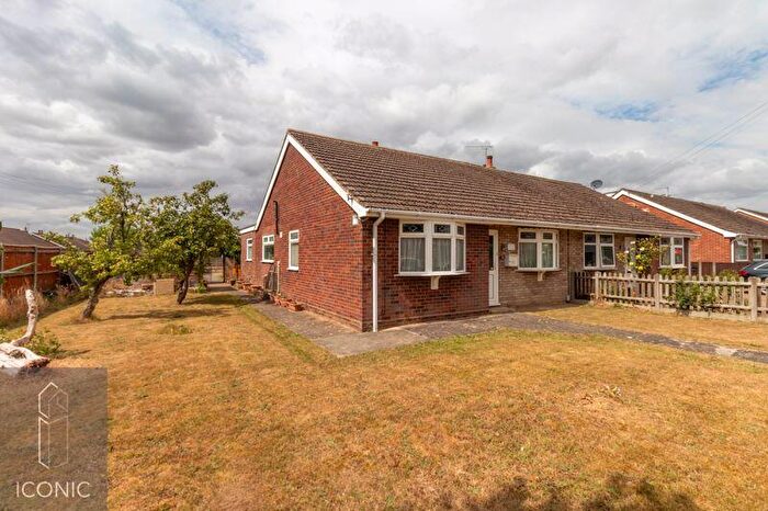 3 Bedroom Semi-Detached Bungalow For Sale In Gowing Road, Hellesdon, Norwich, NR6