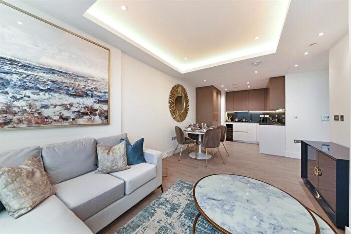 2 Bedroom Apartment To Rent In Carrara Tower, City Road, London, EC1V