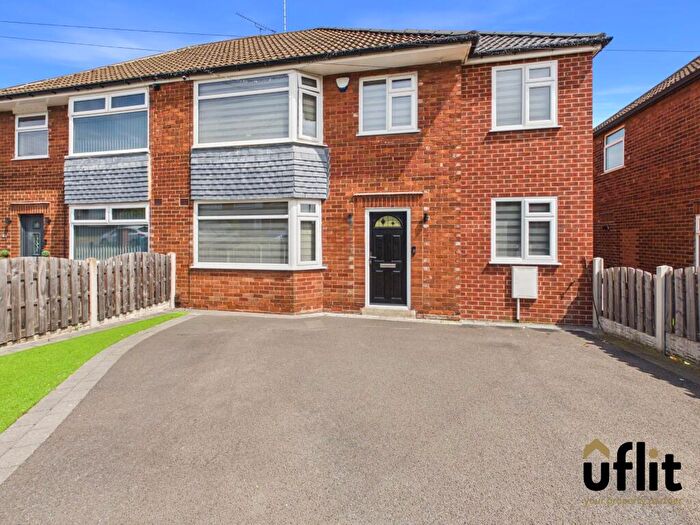 4 Bedroom Semi-Detached House For Sale In Hackness Lane, Brinsworth, Rotherham, S60
