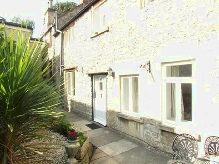3 Bedroom Cottage To Rent In High Street, Bath, BA1