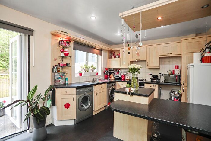 4 Bedroom Detached House For Sale In Polton Vale, Loanhead, Midlothian, EH20
