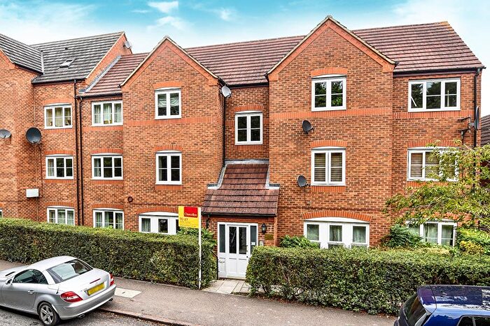 2 Bedroom Flat To Rent In Sherwood Place, Headington, OX3