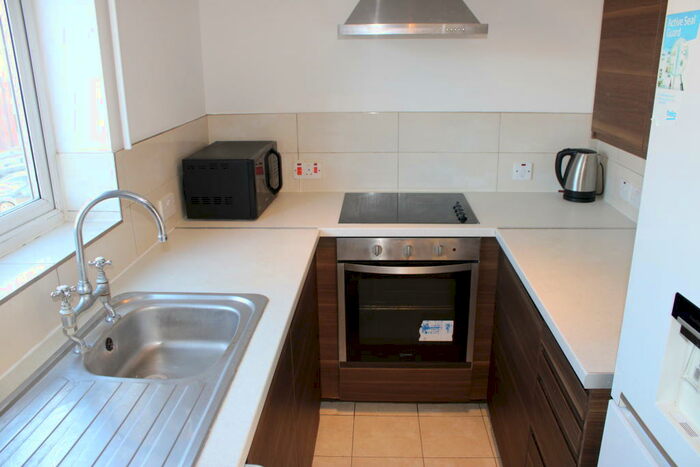 2 Bedroom Apartment To Rent In Gurney Close, Barking, IG11