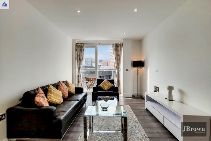 1 Bedroom Flat To Rent In Highfield Court, New North Road, London, N1