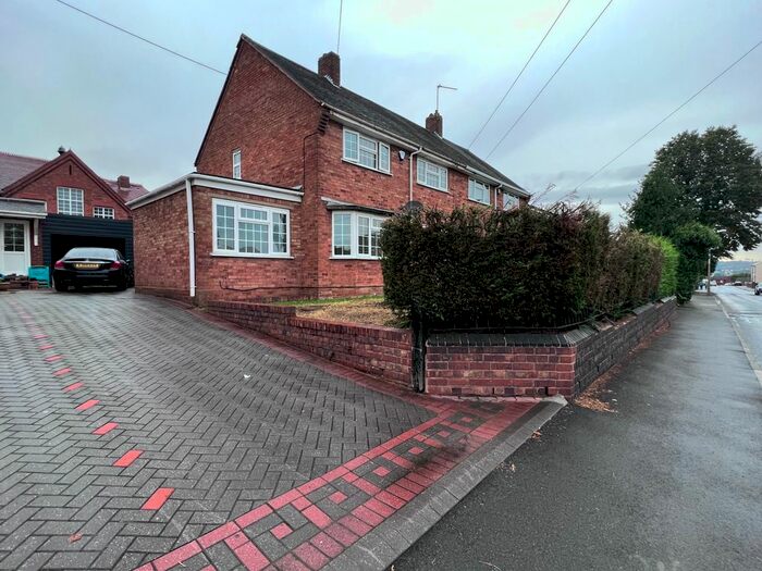 3 Bedroom Semi-Detached House To Rent In Maple Tree Lane, Halesowen, B63