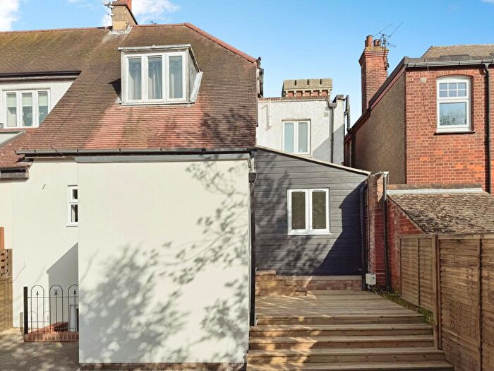 2 Bedroom Flat To Rent In Out Risbygate Street, Bury St Edmunds, IP33