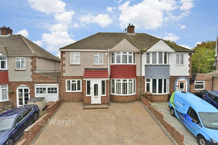 5 Bedroom Semi Detached House For Sale In Allington Drive, Rochester, Kent, ME2