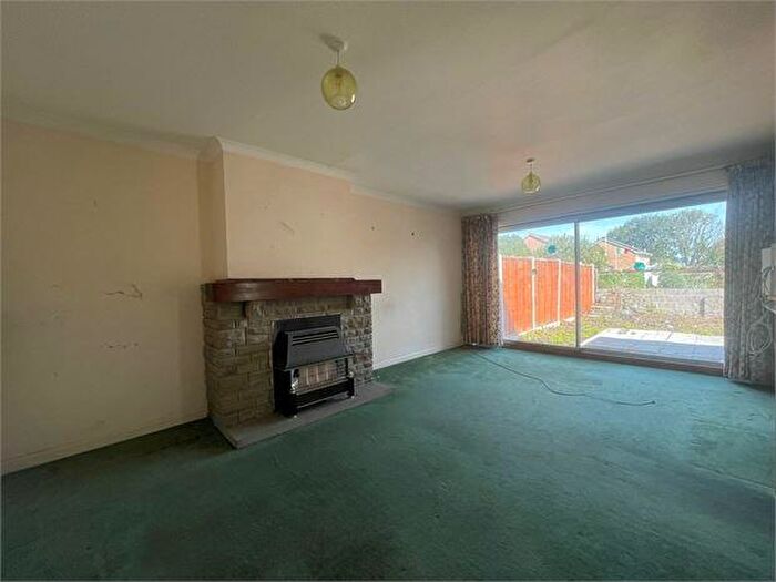 2 Bedroom Semi-Detached Bungalow For Sale In Osprey Gardens, Worle, Weston Super Mare, N Somerset., BS22