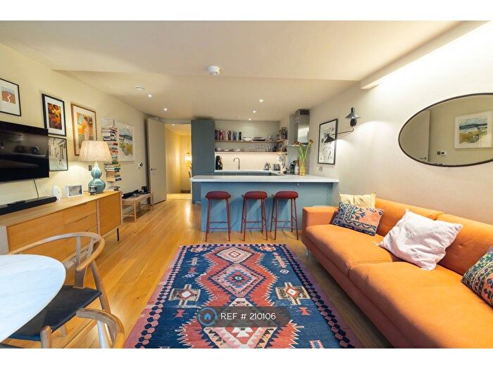 2 Bedroom Maisonette To Rent In Balmore Street, London, N19