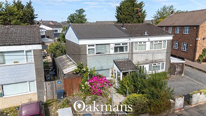 3 Bedroom Semi-Detached House For Sale In Frankley Beeches Road, Birmingham, B31