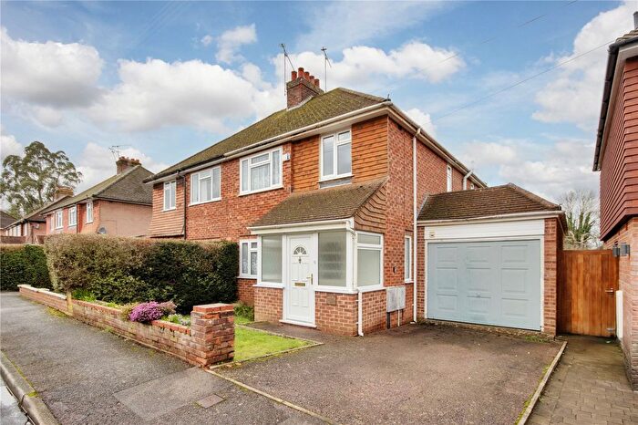3 Bedroom Semi-Detached House For Sale In Bosville Drive, Sevenoaks, Kent, TN13