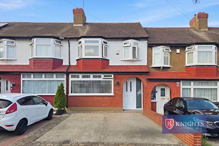 3 Bedroom Terraced House For Sale In Harrow Drive, London, N9