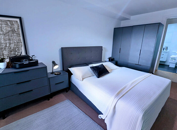 2 Bedroom Apartment To Rent In Rufus, Foundry Lane, Seacroft, LS14