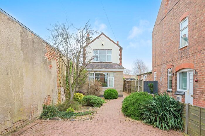 3 Bedroom Detached House For Sale In Melbourne Road, Ibstock, LE67