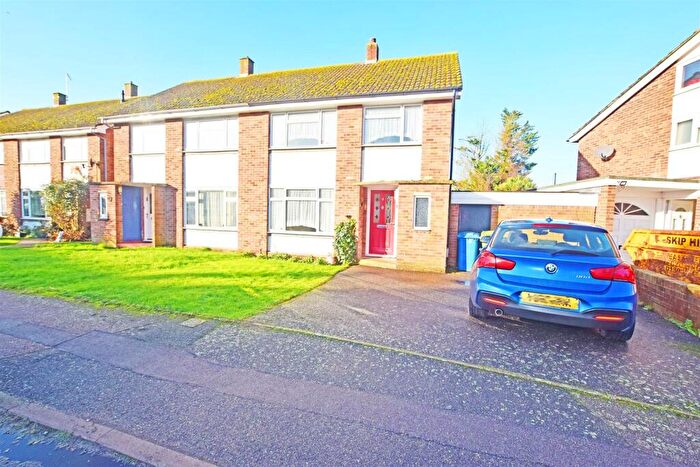 3 Bedroom Semi-Detached House For Sale In Westmoreland Drive, Lower Halstow, ME9