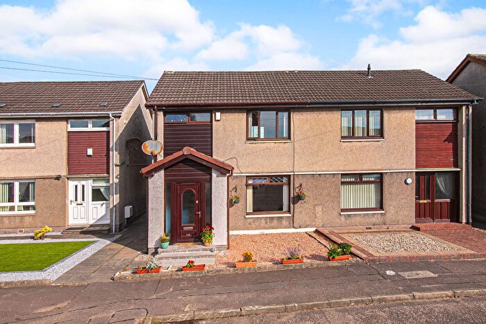 2 Bedroom Semi-detached House For Sale In Droverhall Avenue, Crossgates, KY4
