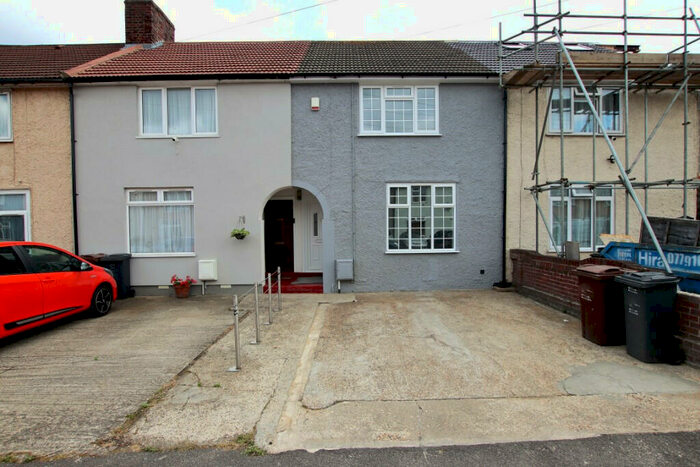 2 Bedroom Terraced House To Rent In Hunters Square, Dagenham, London, RM10