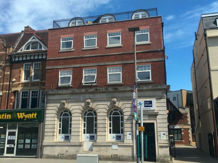 Studio To Rent In London Road, SO15