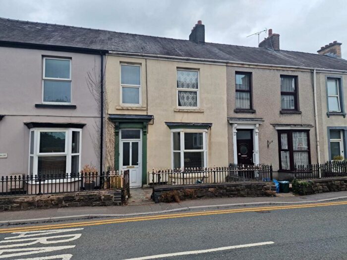 2 Bedroom Flat To Rent In Francis Terrace, Ground Floor, SA31