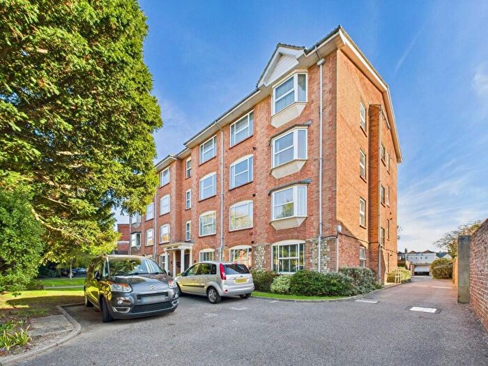 2 Bedroom Flat For Sale In Corville Court, , Shelley Road, Worthing, BN11