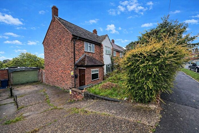 3 Bedroom Semi Detached House For Sale In Chiltern Avenue, High Wycombe, HP12