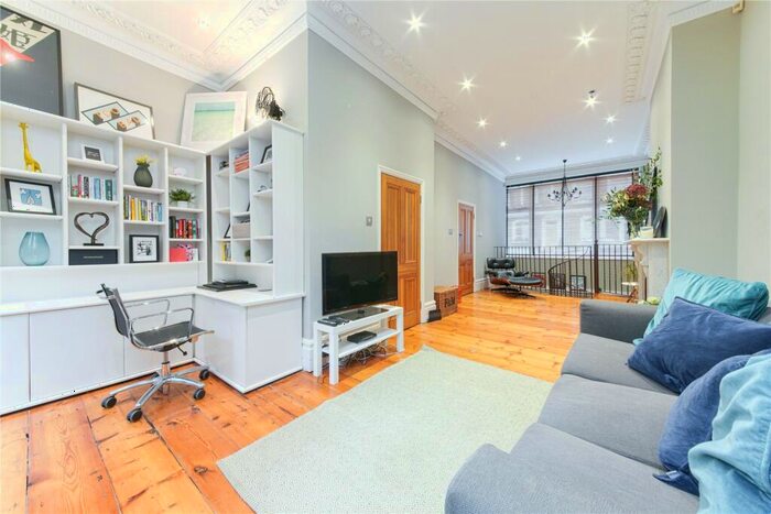 2 Bedroom Flat To Rent In Arlington Avenue, Angel, N1