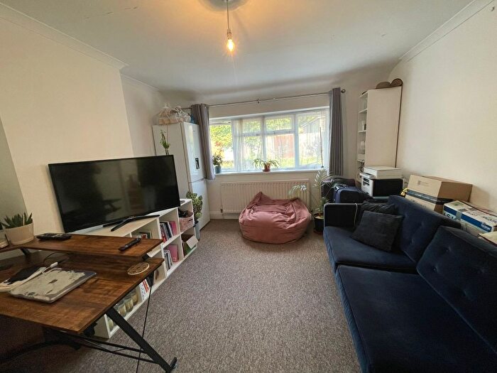 2 Bedroom Flat To Rent In Beverley Gardens, Wembley, HA9