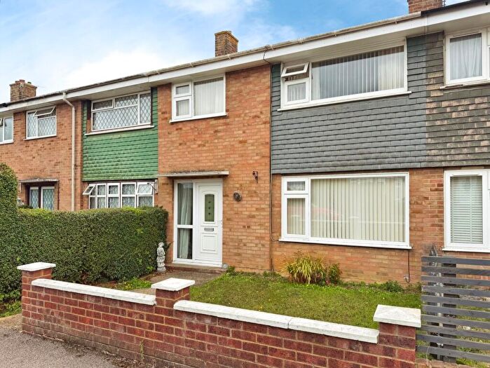 3 Bedroom Terraced House For Sale In Oakside Road, Aylesham, Canterbury, Kent, CT3