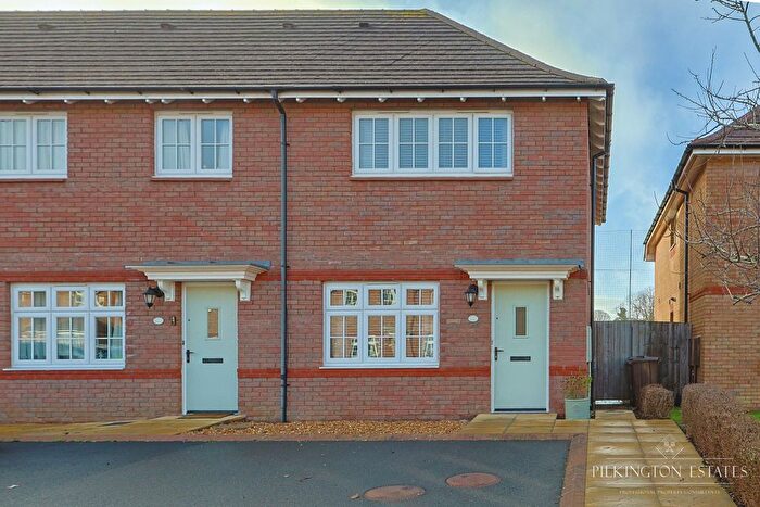 2 Bedroom End Terrace House For Sale In Millennium Street, Plymouth, PL2