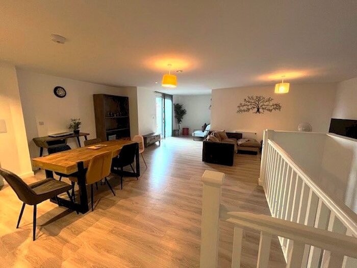 2 Bedroom Flat To Rent In Broadway, Peterborough, PE1