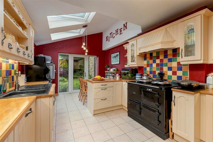 5 Bedroom Detached House For Sale In Highcliffe Edge, Winston, Darlington, DL2