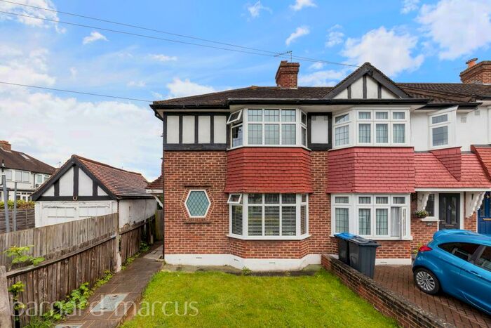 3 Bedroom End Of Terrace House To Rent In Lynmouth Avenue, Morden, SM4