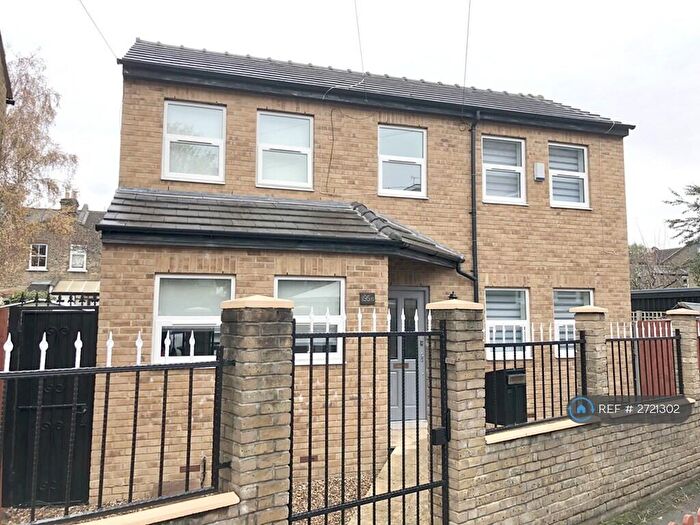 4 Bedroom Detached House To Rent In Shernhall Street, London, E17