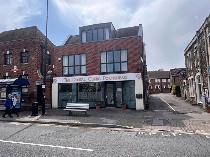 2 Bedroom Flat For Sale In High Street, Portishead, Bristol, BS20